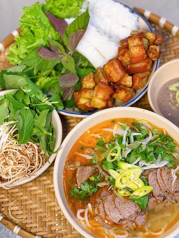 Cơm nhà Quân 5
