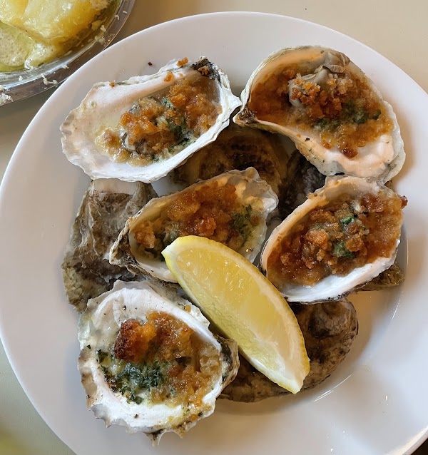 Zig Zag Oyster Bar 5