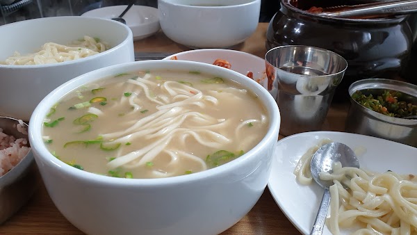 Nonhyeon Sonkalguksu 5