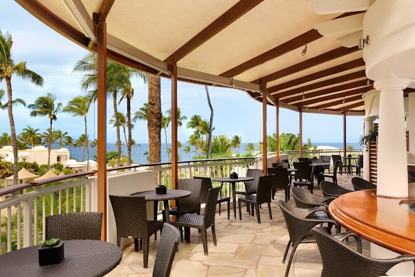 AMA BAR & GRILL