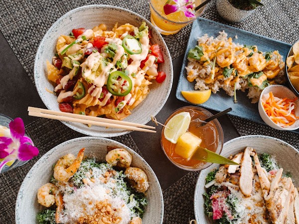 AMA BAR & GRILL 5