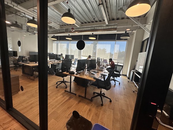 WeWork Office Space & Coworking 3