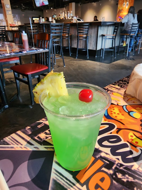 Dees Xquisite Bar & Grill 2