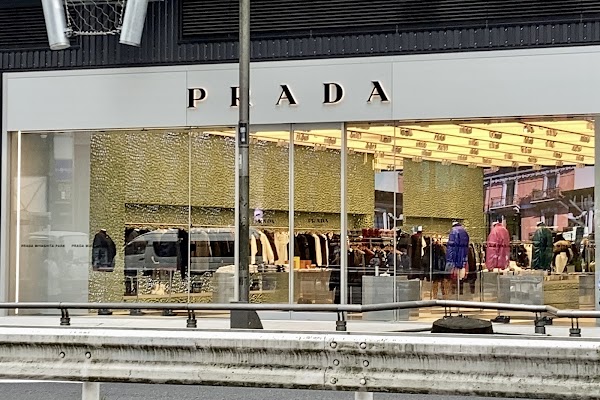 Prada Miyashita Park