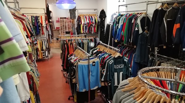 Magpie Vintage 5