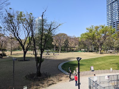 Shinjuku Chūō Park 1