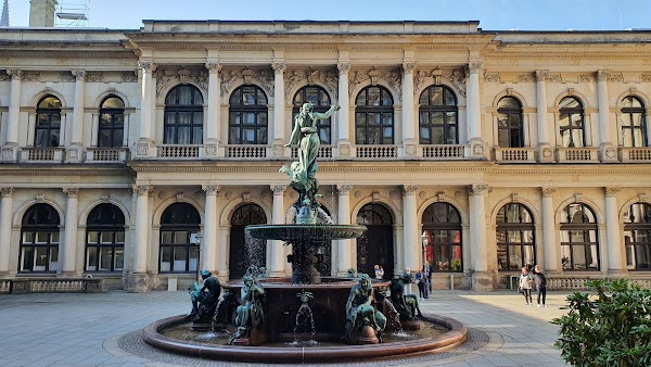 Hamburg Townhall 3