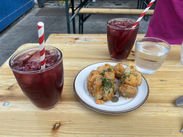 CAFÉ MONDO 4