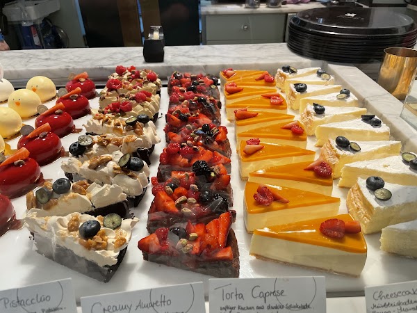 Crème de la Crème 3