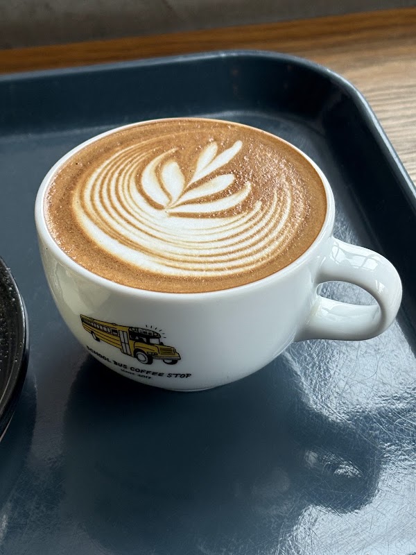 SCHOOL BUS COFFEE STOP KYOTO 4