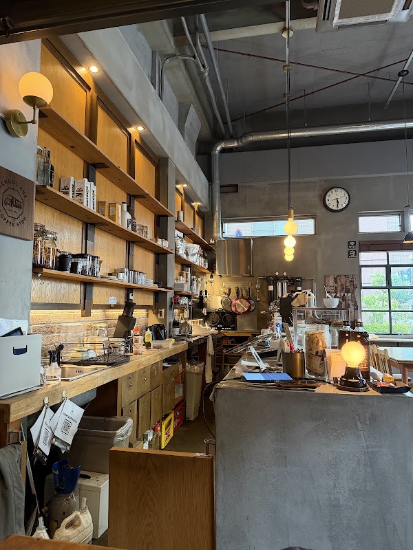 SCHOOL BUS COFFEE STOP KYOTO 2