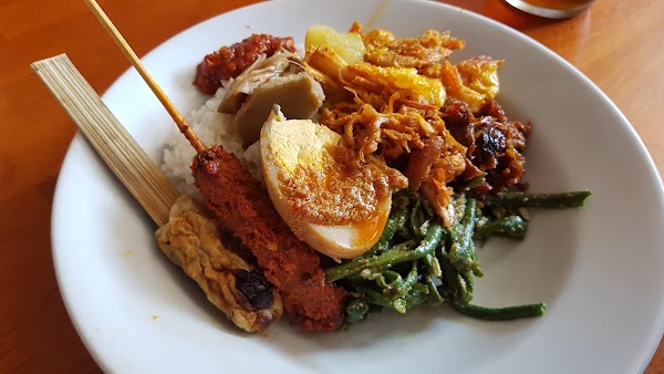 Warung Wardani - Yudistira, Denpasar 5