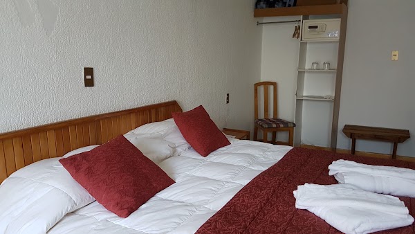 Hosteria Pehoe 5