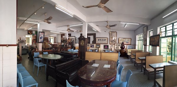 Lung Wah Tea House