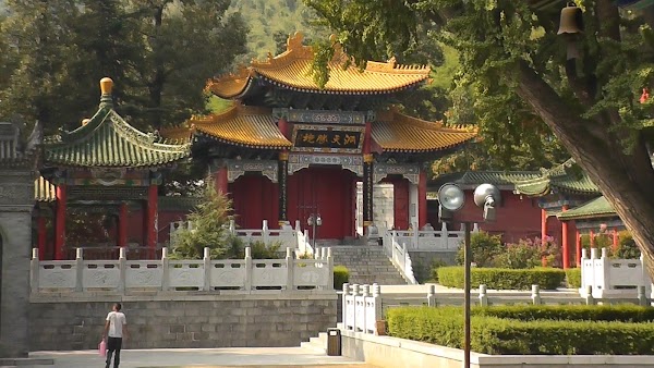 Louguantai