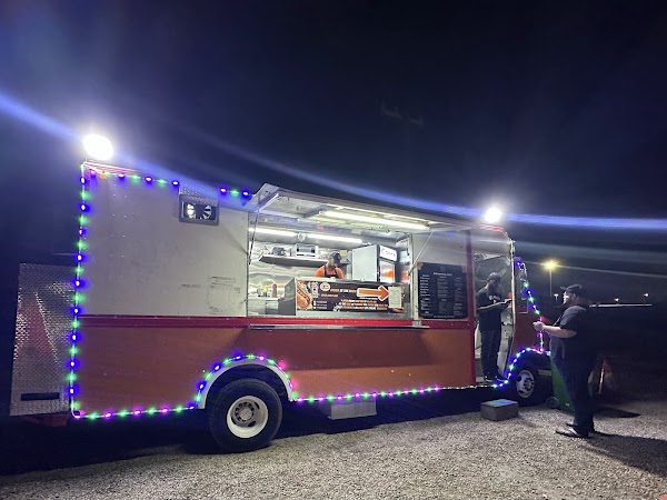 Dominican urban food truck 5