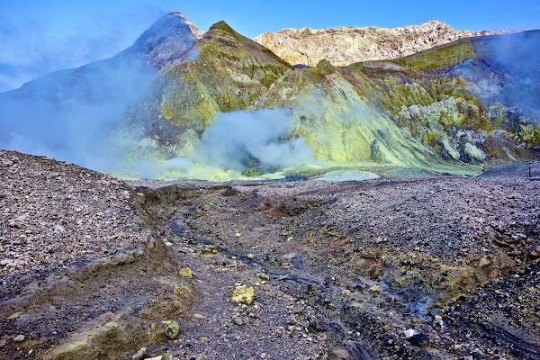 Whakaari / White Island 4