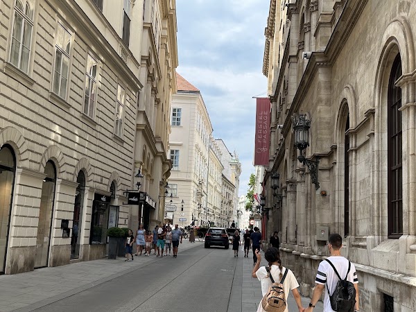 Herrengasse 1