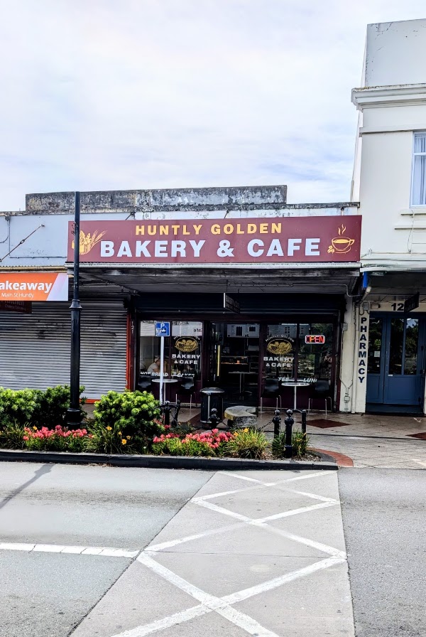 Huntly Golden Bakery & Cafe 2