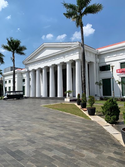 Museum of Fine Art and Ceramics