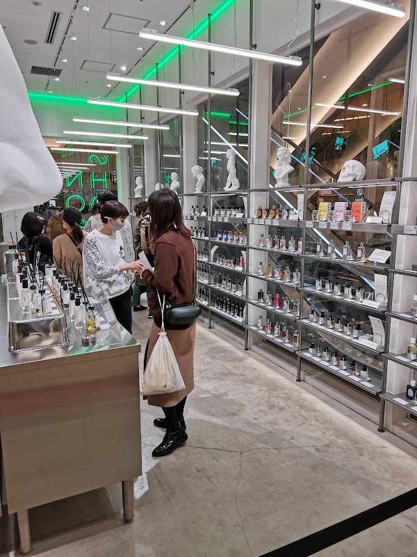 NOSE SHOP 2