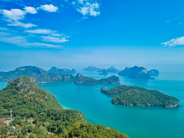 Pha Chan Charat Viewpoint