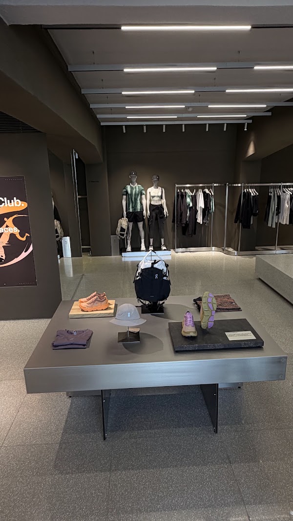 On Store Seoul Hannam 5