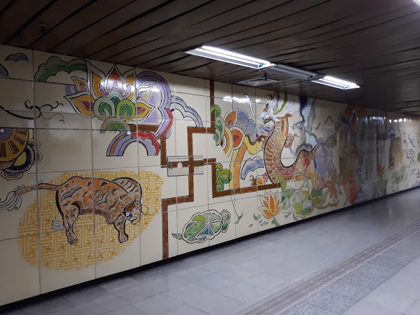 Hongje Station 3