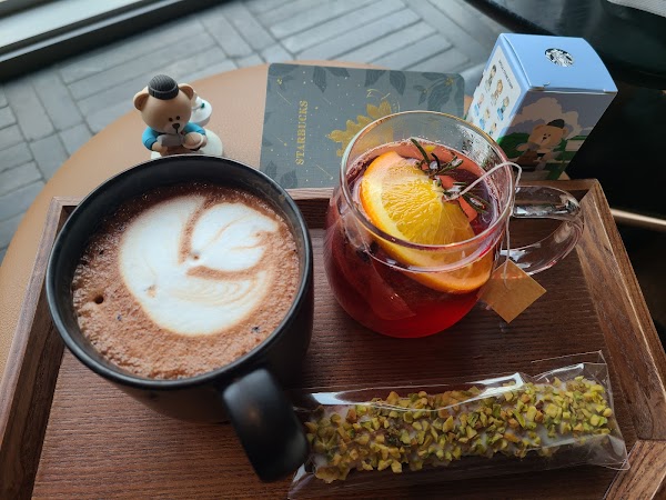 Starbucks Jangchung Lounge R 4