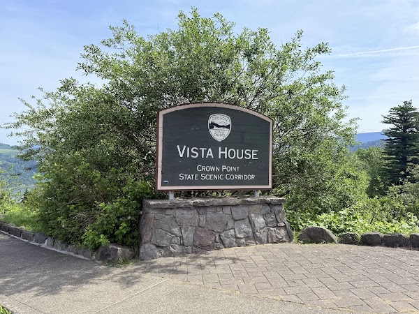 Vista House at Crown Point 2