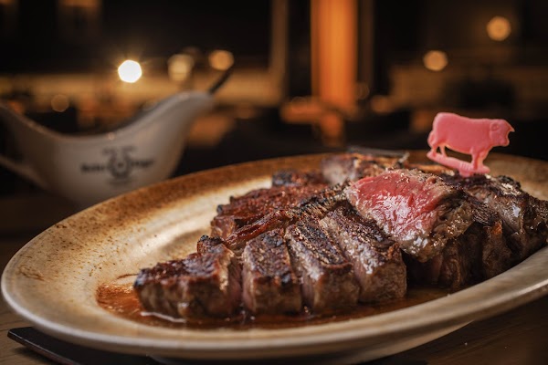 Peter Luger Steak House Tokyo 5