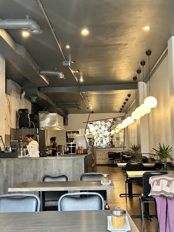 Bobby's Breakfast Cafe & Bar 1