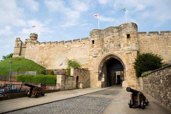 Lincoln Castle 1