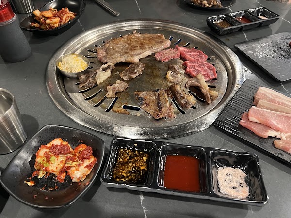 Janggogi : Korean BBQ & Sushi 3