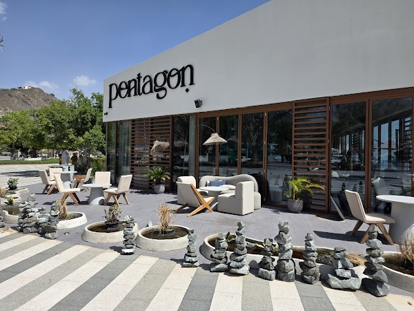 Pentagon Cafe - Khor Fakkan 5
