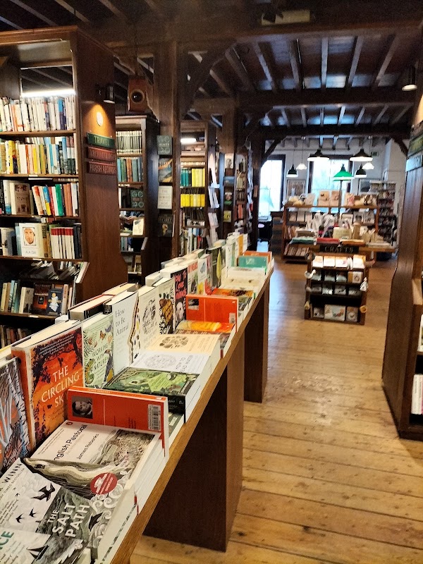 Hay On Wye Booksellers 2