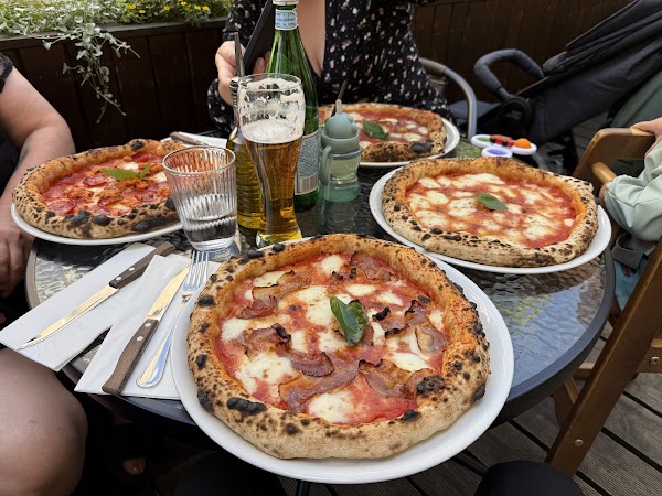 Street Pizza & Osteria 3
