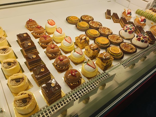 Francesca Italian Bakery & Delicatessen 3