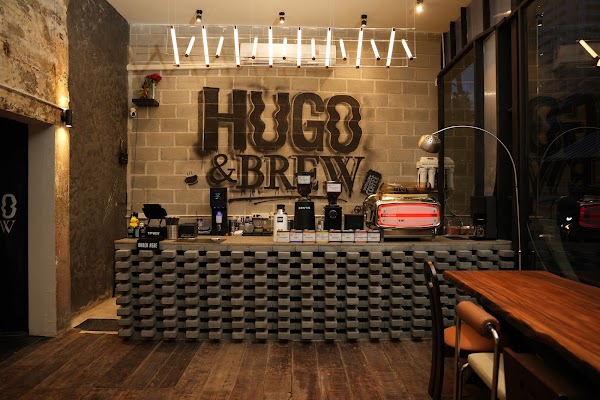 Hugo & Brew Sathorn Flagship (Thai Specialty Coffee) 1