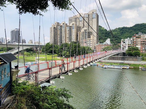 Bitan Tourist Attraction