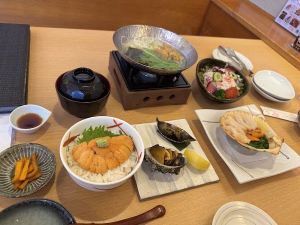Uni Murakami Hakodate main store 4