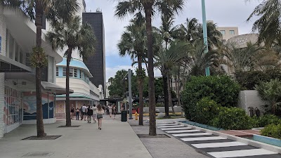 Lincoln Road Mall