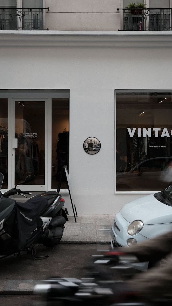 Revoir Vintage