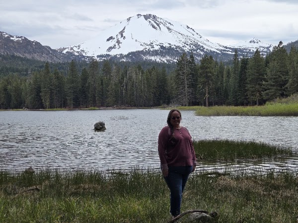 Manzanita Lake Trail