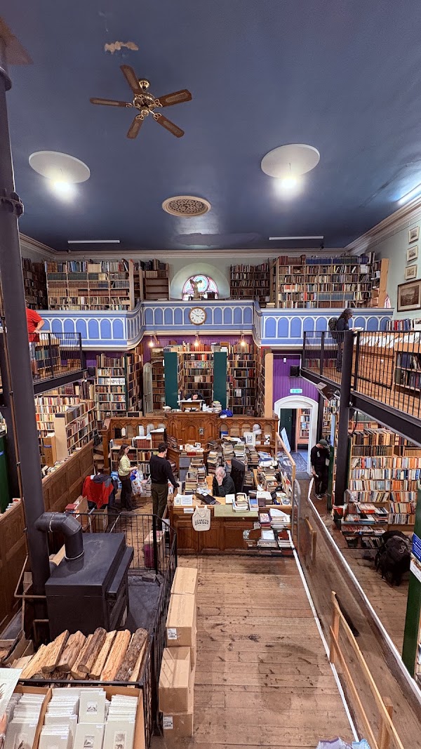 Leakey's Bookshop 5