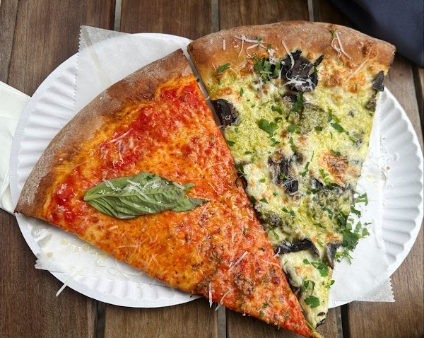 L’industrie Pizzeria - Little Italy 3