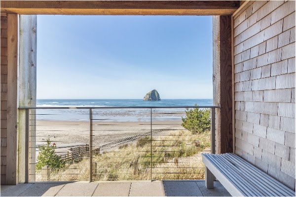 Headlands Coastal Lodge & Spa