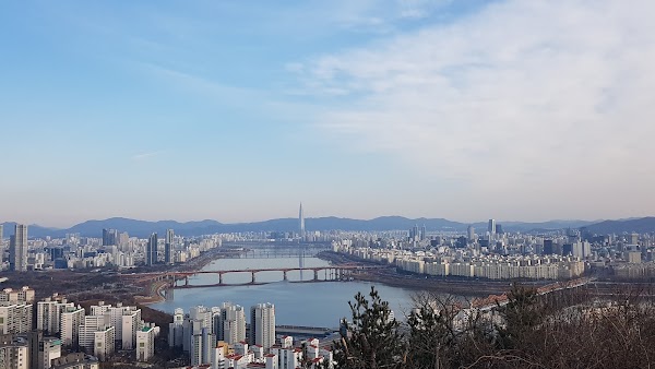 매봉산 공원