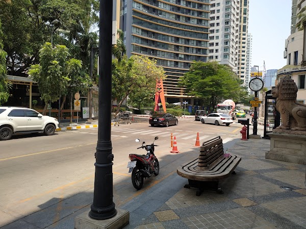 Sukhumvit 24 Alley