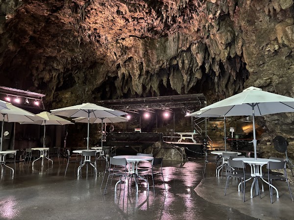 CAVE CAFE